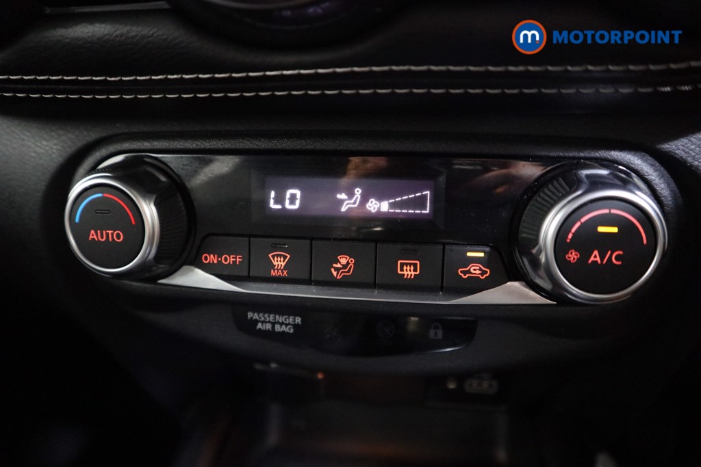 Nissan Juke N-Connecta Manual Petrol SUV - Stock Number (1566120) - 8th supplementary image