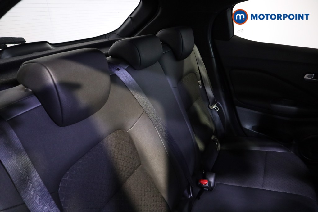 Nissan Juke N-Connecta Manual Petrol SUV - Stock Number (1566120) - 11th supplementary image