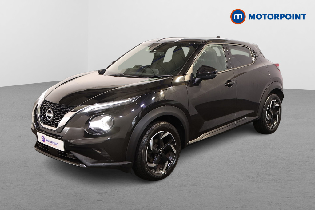 Nissan Juke N-Connecta Manual Petrol SUV - Stock Number (1566120) - Passenger side front corner