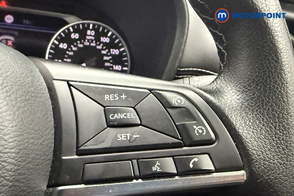 Nissan Juke N-Connecta Manual Petrol SUV - Stock Number (1566149) - 14th supplementary image