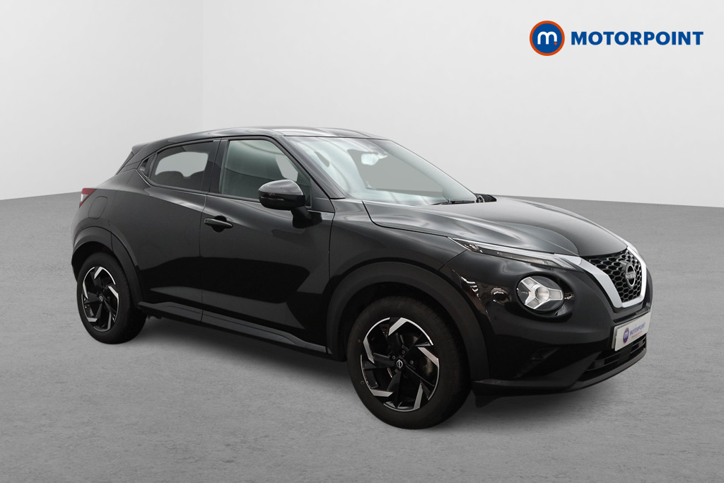 Nissan Juke N-Connecta Manual Petrol SUV - Stock Number (1566149) - Drivers side front corner
