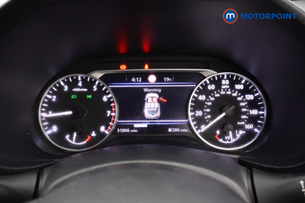 Nissan Juke N-Connecta Manual Petrol SUV - Stock Number (1566955) - 4th supplementary image