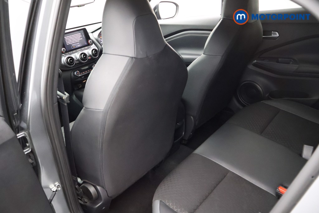 Nissan Juke N-Connecta Manual Petrol SUV - Stock Number (1566955) - 13th supplementary image