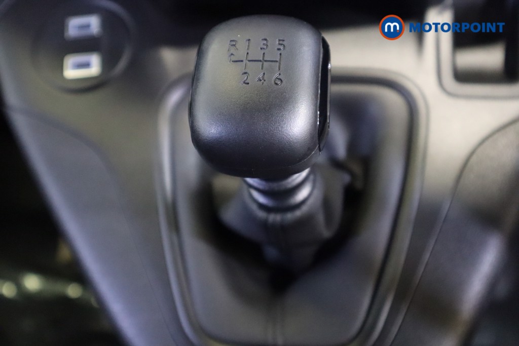 Vauxhall Combo Cargo Prime Manual Diesel Crew Bus - Stock Number (1567141) - 5th supplementary image