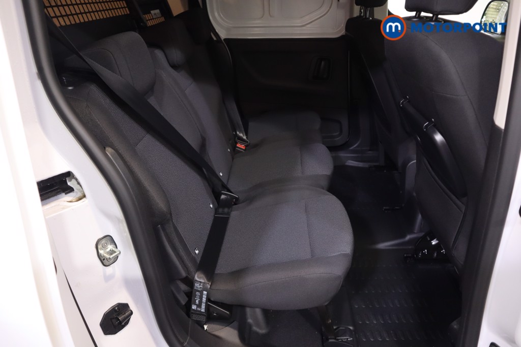 Vauxhall Combo Cargo Prime Manual Diesel Crew Bus - Stock Number (1567141) - 7th supplementary image