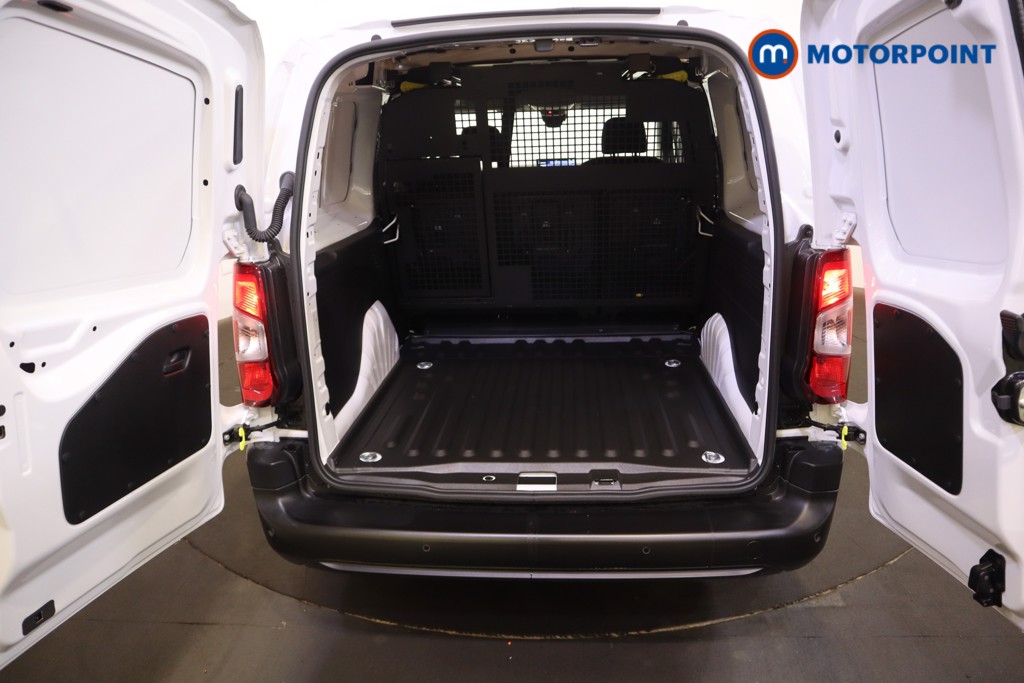 Vauxhall Combo Cargo Prime Manual Diesel Crew Bus - Stock Number (1567141) - 8th supplementary image
