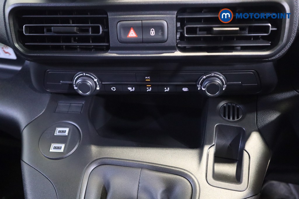 Vauxhall Combo Cargo Prime Manual Diesel Crew Bus - Stock Number (1567141) - 19th supplementary image