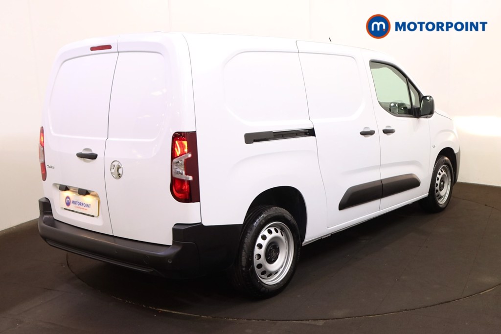 Vauxhall Combo Cargo Prime Manual Diesel Crew Bus - Stock Number (1567141) - Drivers side rear corner