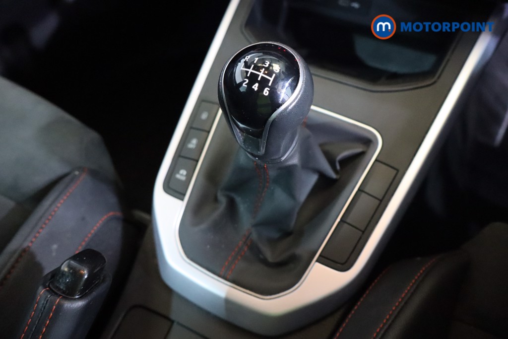 Seat Arona Fr Sport Manual Petrol SUV - Stock Number (1567984) - 11th supplementary image