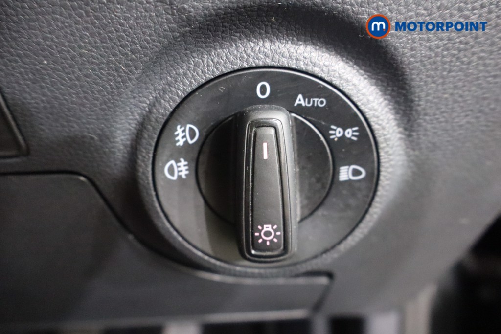 Seat Arona Fr Sport Manual Petrol SUV - Stock Number (1567984) - 16th supplementary image