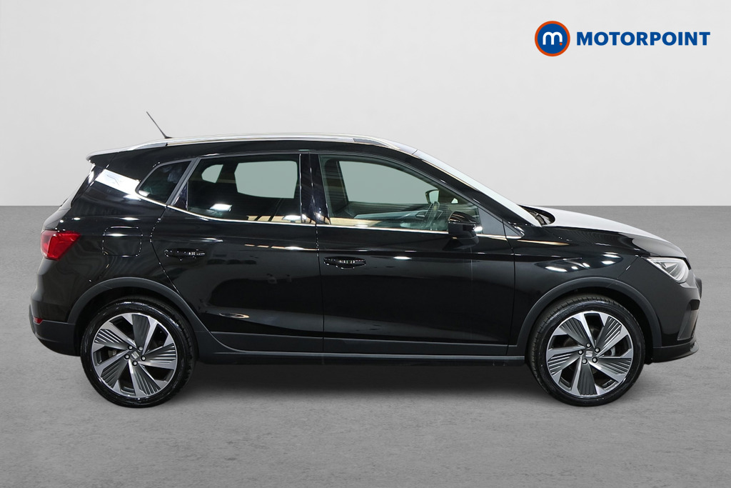 Seat Arona Fr Sport Manual Petrol SUV - Stock Number (1567984) - Drivers side