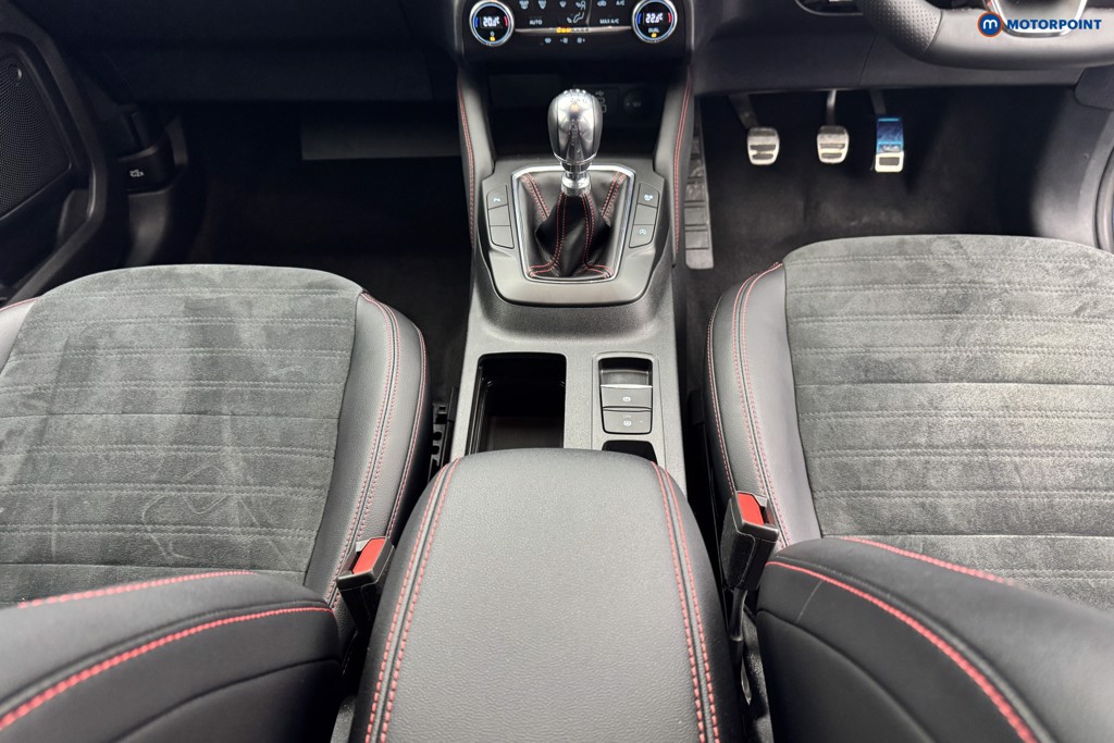 Ford Kuga St-Line Edition Manual Petrol SUV - Stock Number (1568026) - 10th supplementary image