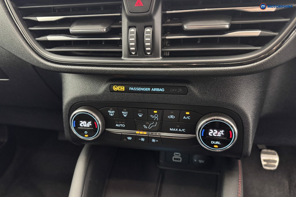 Ford Kuga St-Line Edition Manual Petrol SUV - Stock Number (1568026) - 17th supplementary image