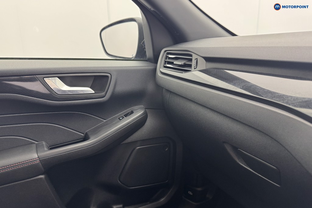 Ford Kuga St-Line Edition Manual Petrol SUV - Stock Number (1568026) - 18th supplementary image