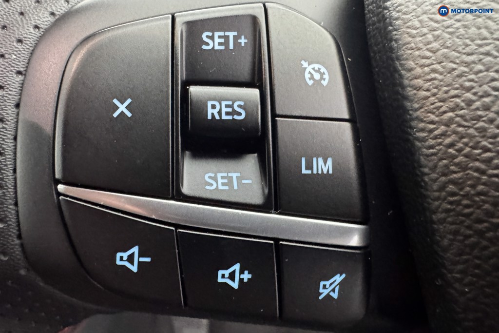 Ford Kuga St-Line Edition Manual Petrol SUV - Stock Number (1568026) - 19th supplementary image