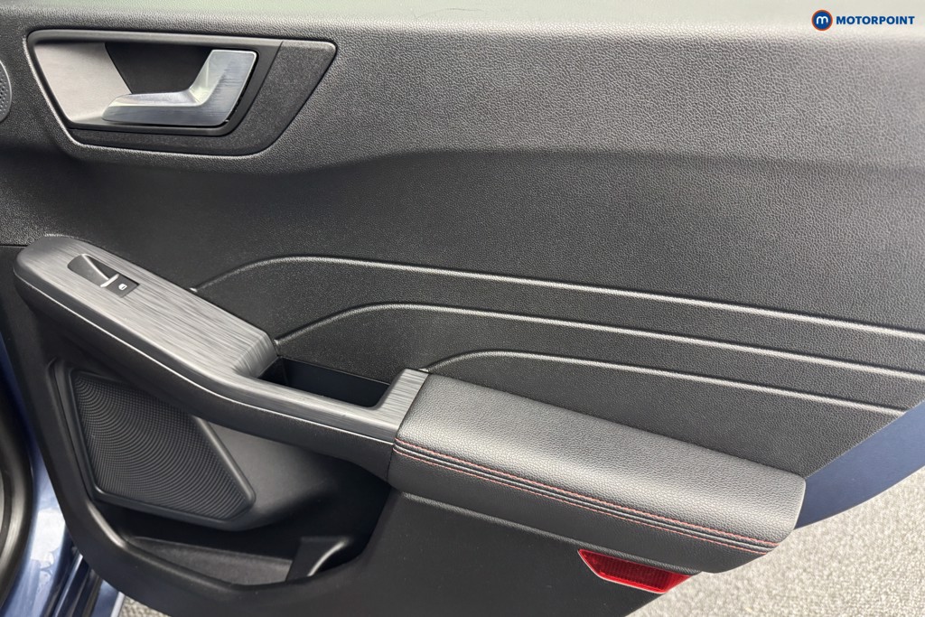 Ford Kuga St-Line Edition Manual Petrol SUV - Stock Number (1568026) - 27th supplementary image