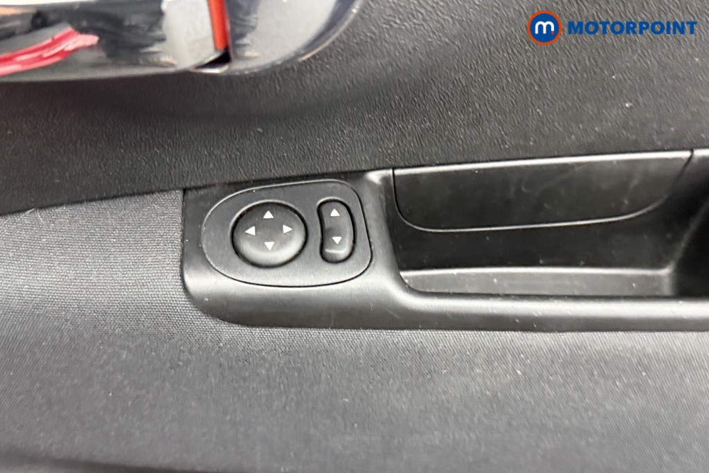 Fiat 500 1.0 Mild Hybrid 3Dr Manual Petrol-Electric Hybrid Hatchback - Stock Number (1568200) - 13th supplementary image