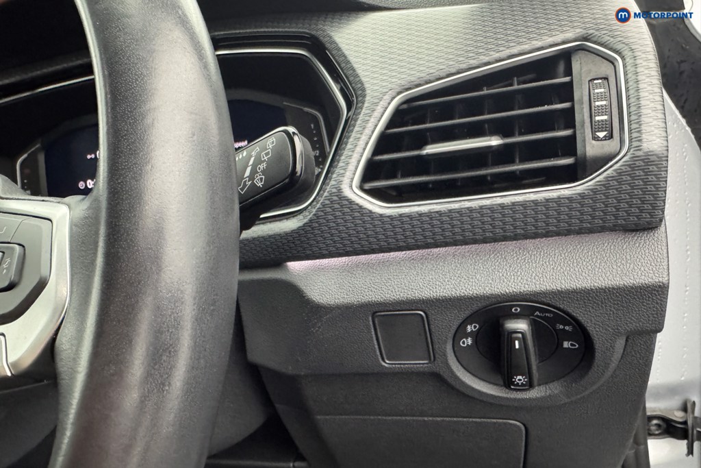 Volkswagen T-Cross R-Line Manual Petrol SUV - Stock Number (1568794) - 22nd supplementary image
