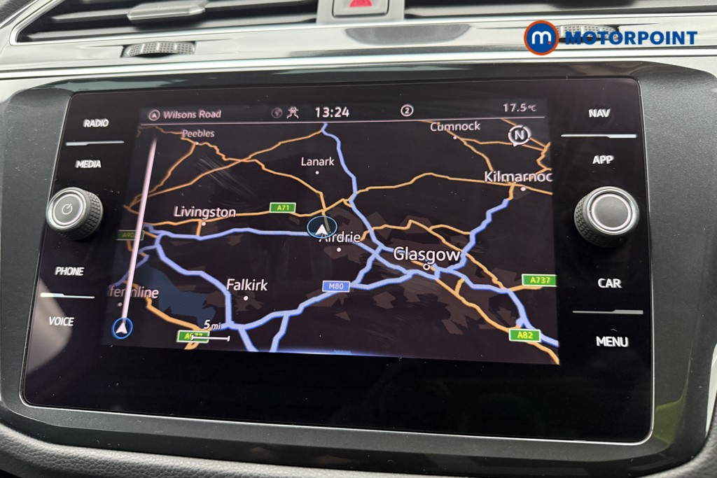 Volkswagen Tiguan Life Automatic Petrol SUV - Stock Number (1569167) - 2nd supplementary image