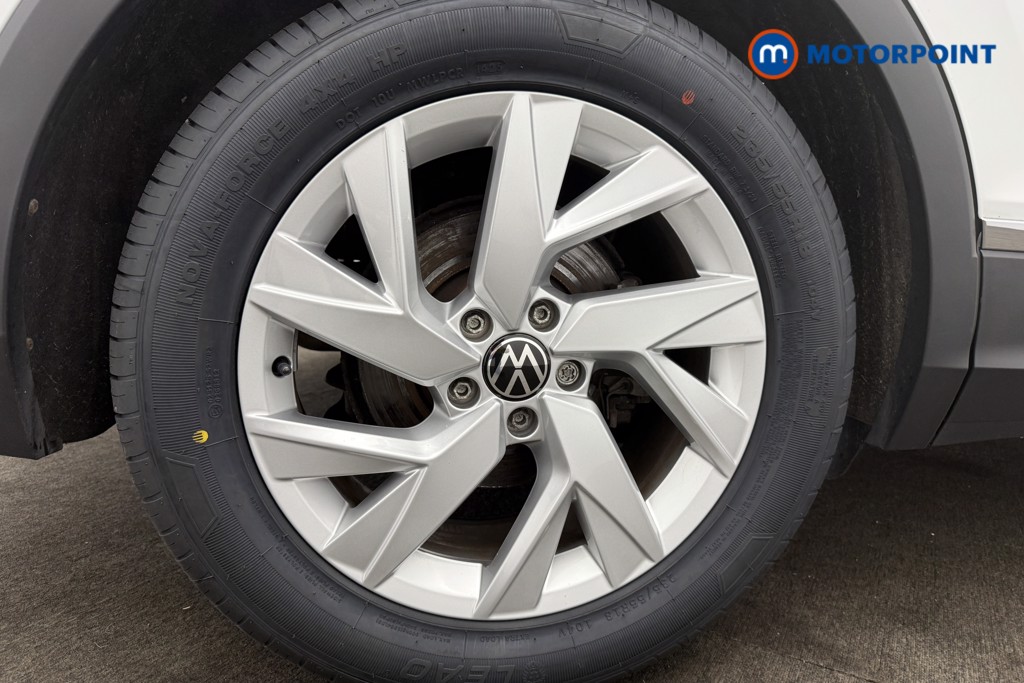 Volkswagen Tiguan Life Automatic Petrol SUV - Stock Number (1569167) - 10th supplementary image