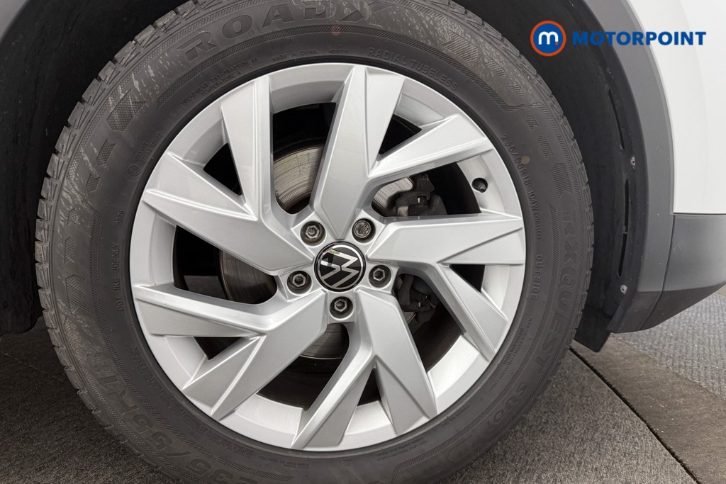 Volkswagen Tiguan Life Automatic Petrol SUV - Stock Number (1569167) - 11th supplementary image
