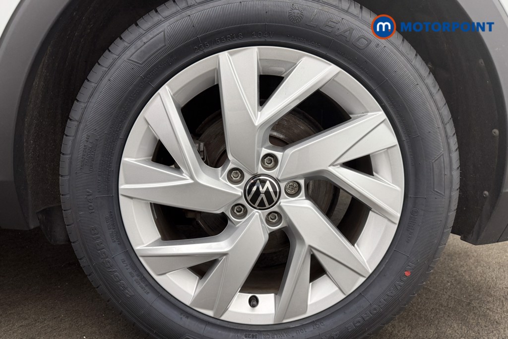 Volkswagen Tiguan Life Automatic Petrol SUV - Stock Number (1569167) - 13th supplementary image