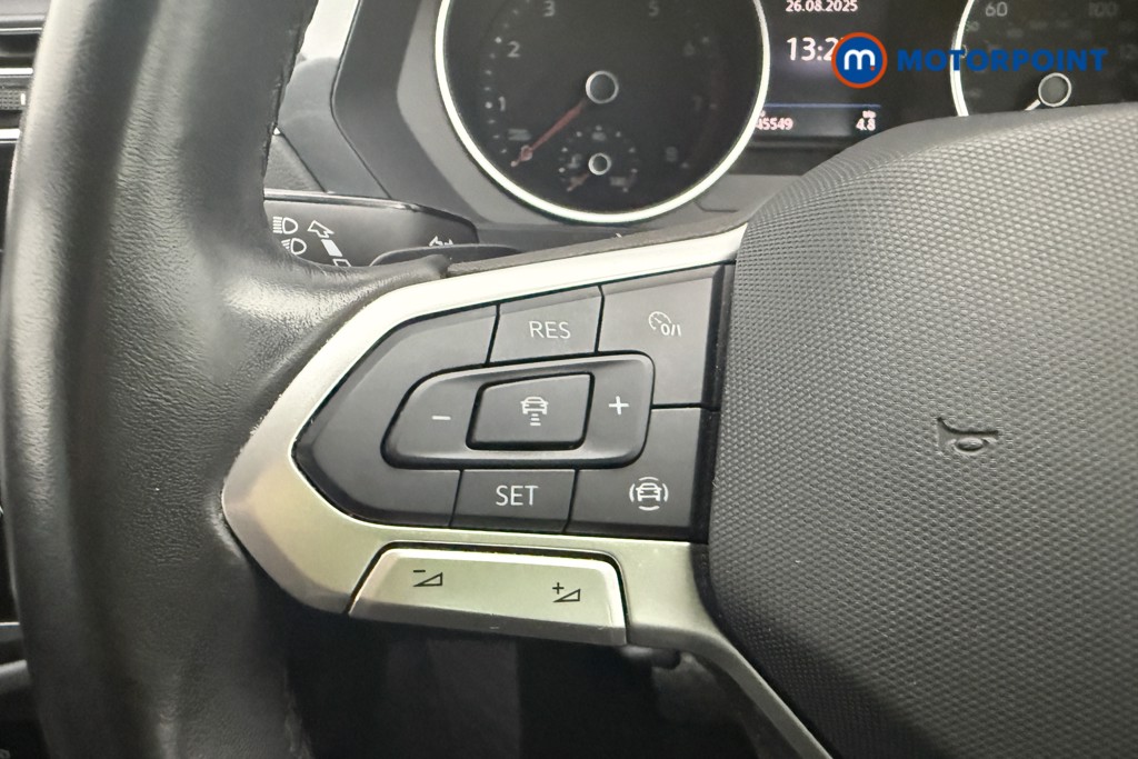 Volkswagen Tiguan Life Automatic Petrol SUV - Stock Number (1569167) - 14th supplementary image