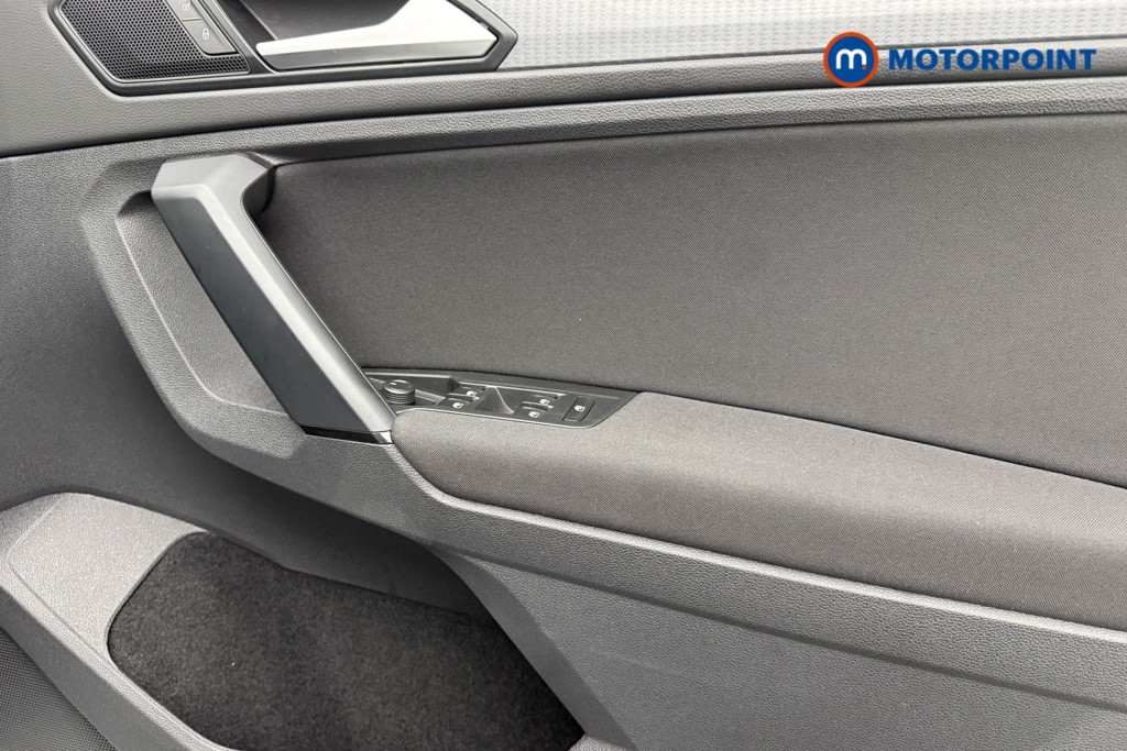 Volkswagen Tiguan Life Automatic Petrol SUV - Stock Number (1569167) - 18th supplementary image