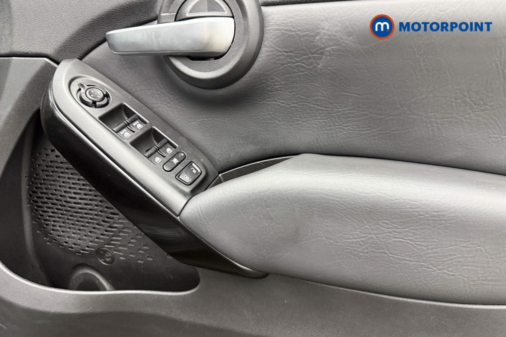 Fiat 500X Cross Manual Petrol SUV - Stock Number (1569809) - 18th supplementary image