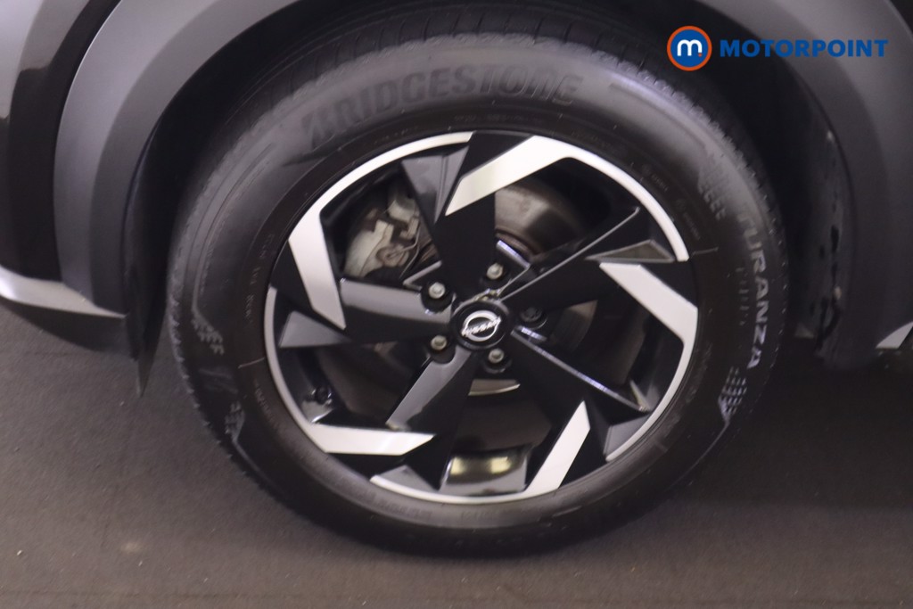 Nissan Juke N-Connecta Automatic Petrol SUV - Stock Number (1569815) - 10th supplementary image