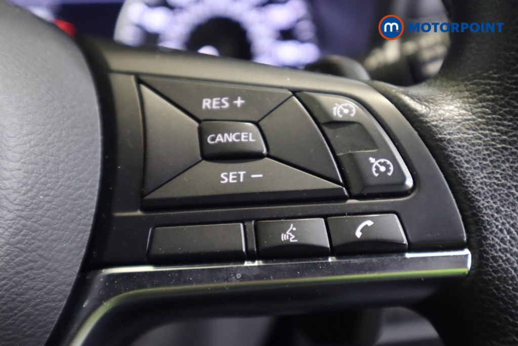 Nissan Juke N-Connecta Automatic Petrol SUV - Stock Number (1569815) - 17th supplementary image