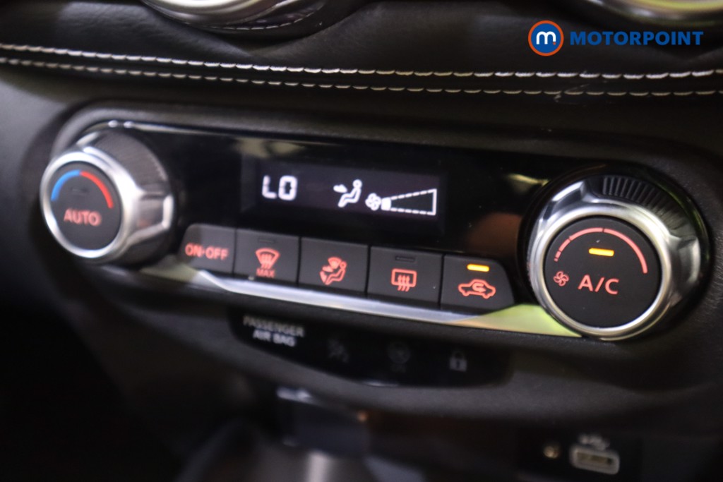 Nissan Juke N-Connecta Automatic Petrol SUV - Stock Number (1569815) - 21st supplementary image