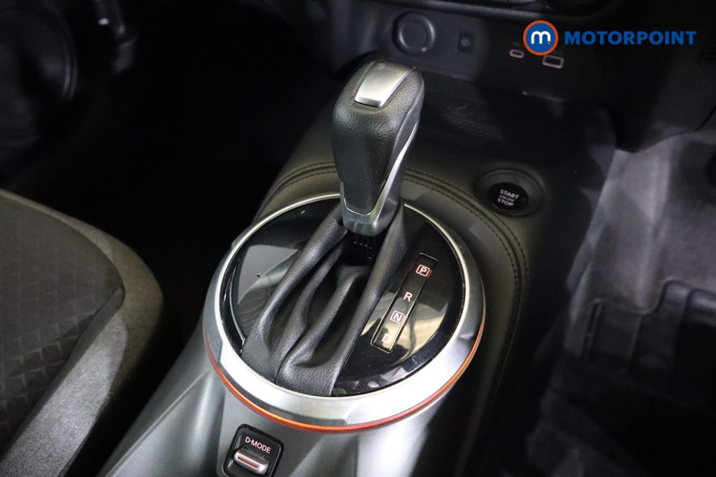 Nissan Juke N-Connecta Automatic Petrol SUV - Stock Number (1569935) - 12th supplementary image