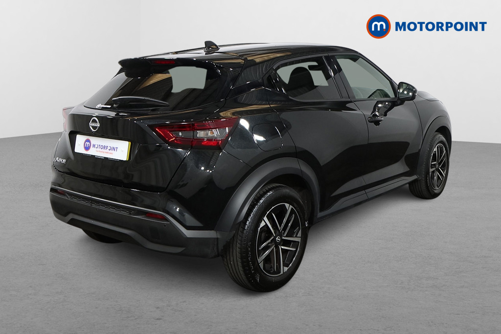 Nissan Juke N-Connecta Automatic Petrol SUV - Stock Number (1569935) - Drivers side rear corner