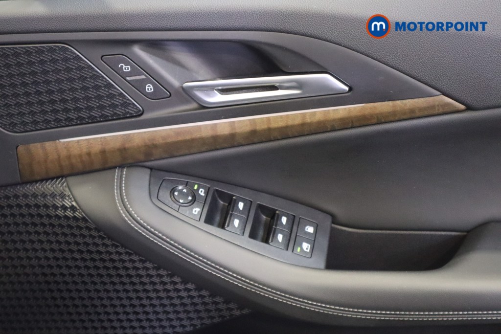 BMW 2 Series Luxury Automatic Petrol Plug-In Hybrid Estate - Stock Number (1570001) - 14th supplementary image