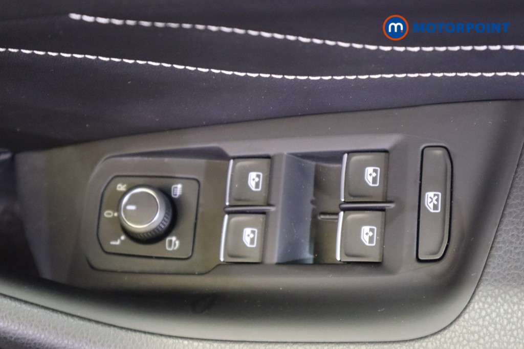 Volkswagen Arteon R-Line Automatic Petrol Estate - Stock Number (1570268) - 15th supplementary image