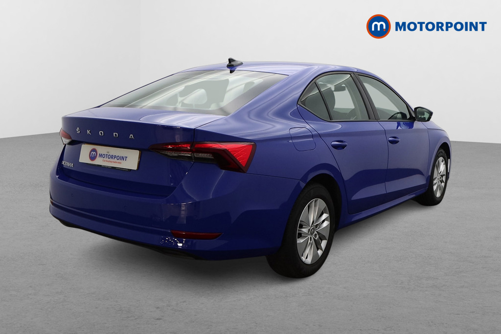Skoda Octavia Se Technology Manual Petrol Hatchback - Stock Number (1570638) - Drivers side rear corner