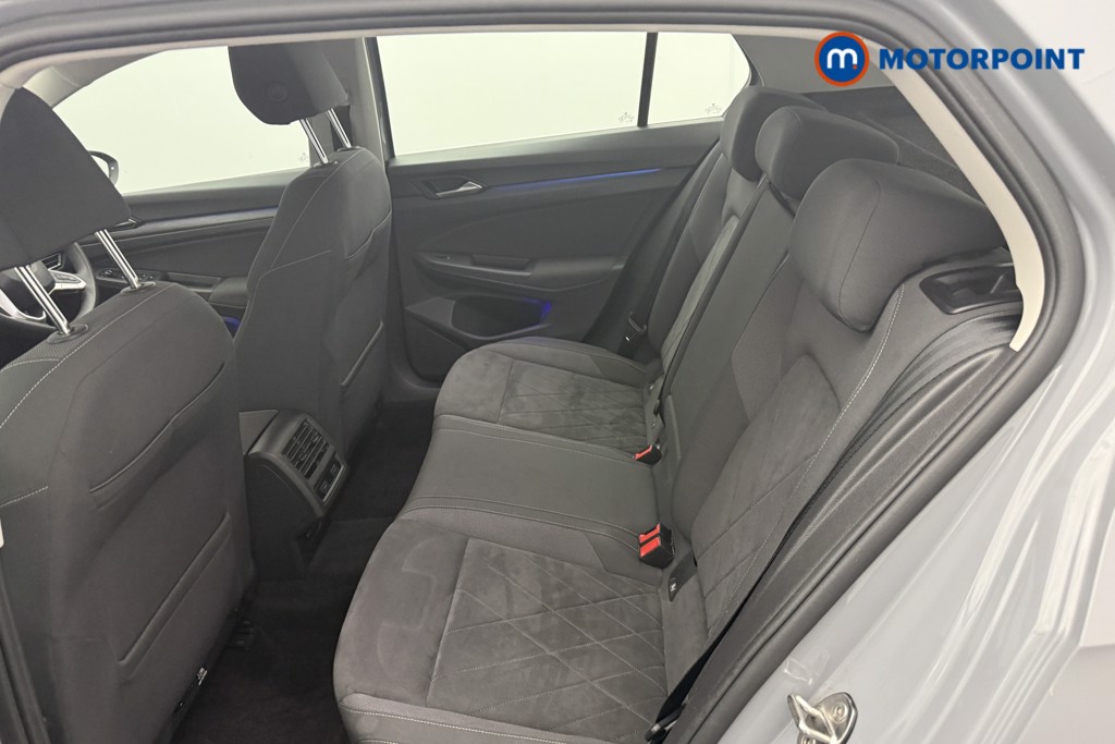 Volkswagen Golf Style Manual Petrol Hatchback - Stock Number (1570657) - 2nd supplementary image