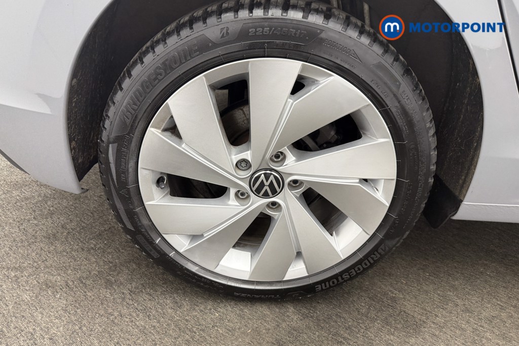 Volkswagen Golf Style Manual Petrol Hatchback - Stock Number (1570657) - 21st supplementary image