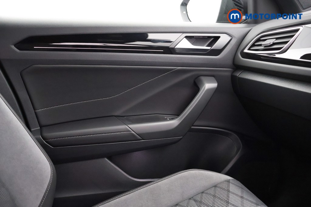 Volkswagen T-Roc R-Line Automatic Petrol SUV - Stock Number (1571257) - 7th supplementary image