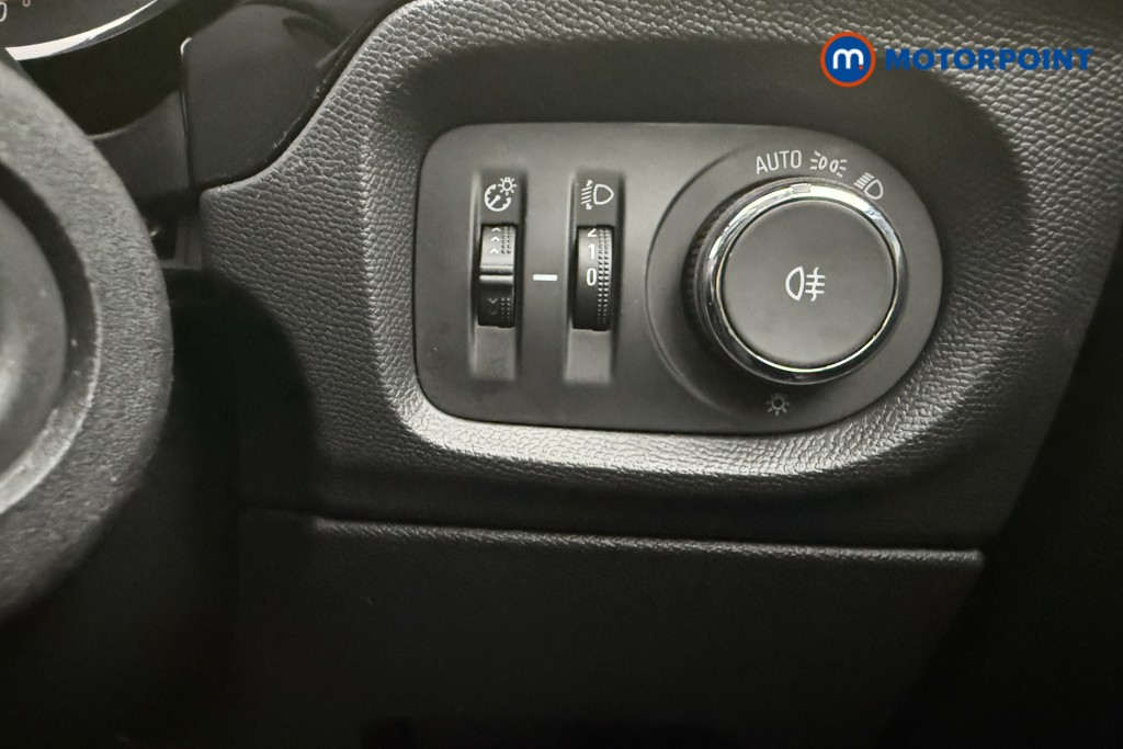 Vauxhall Corsa Design Manual Petrol Hatchback - Stock Number (1571434) - 16th supplementary image