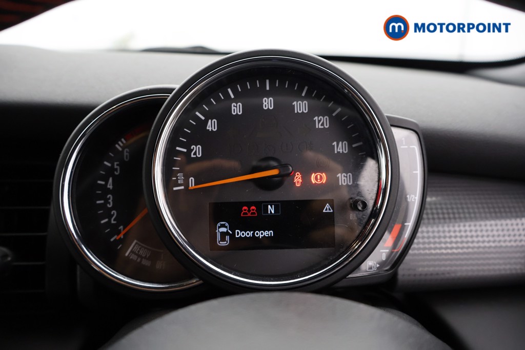 Mini Hatchback Cooper Sport Manual Petrol Hatchback - Stock Number (1572161) - 4th supplementary image