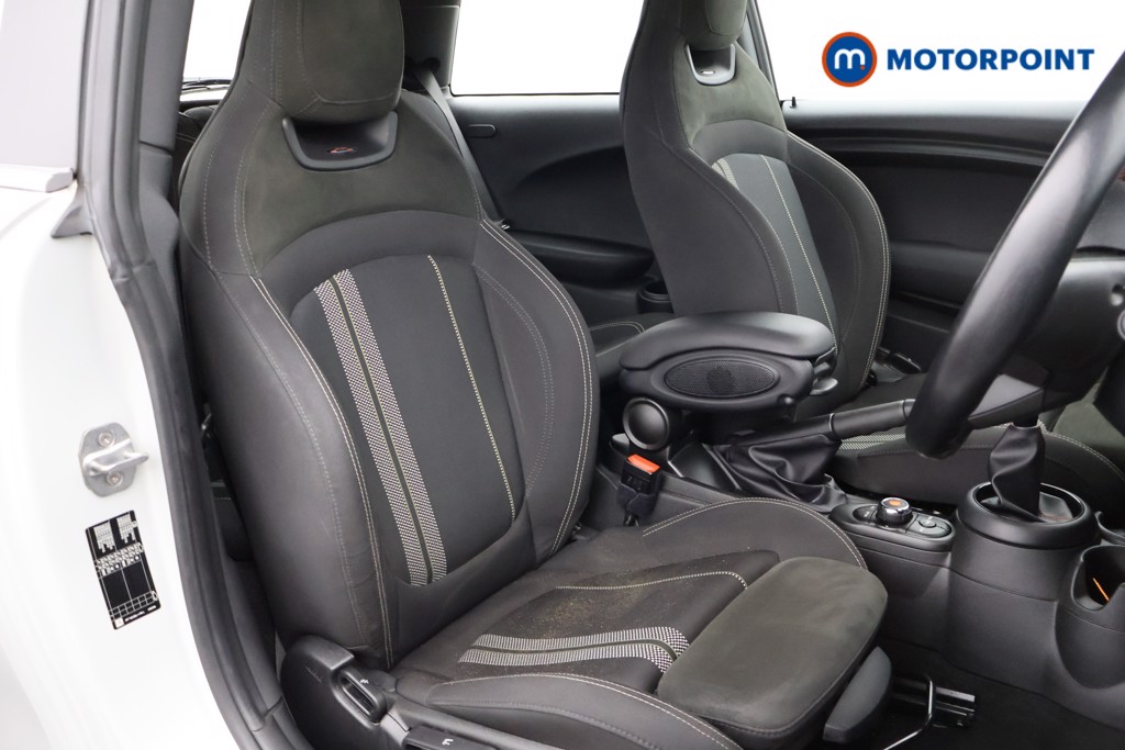 Mini Hatchback Cooper Sport Manual Petrol Hatchback - Stock Number (1572161) - 9th supplementary image