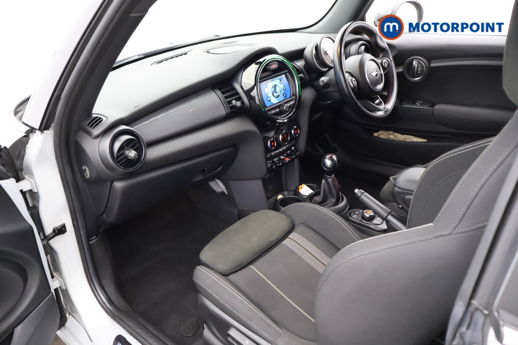 Mini Hatchback Cooper Sport Manual Petrol Hatchback - Stock Number (1572161) - 13th supplementary image