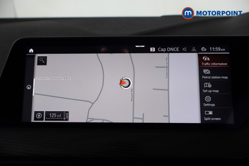 BMW 2 Series Sport Manual Petrol Saloon - Stock Number (1572205) - 2nd supplementary image