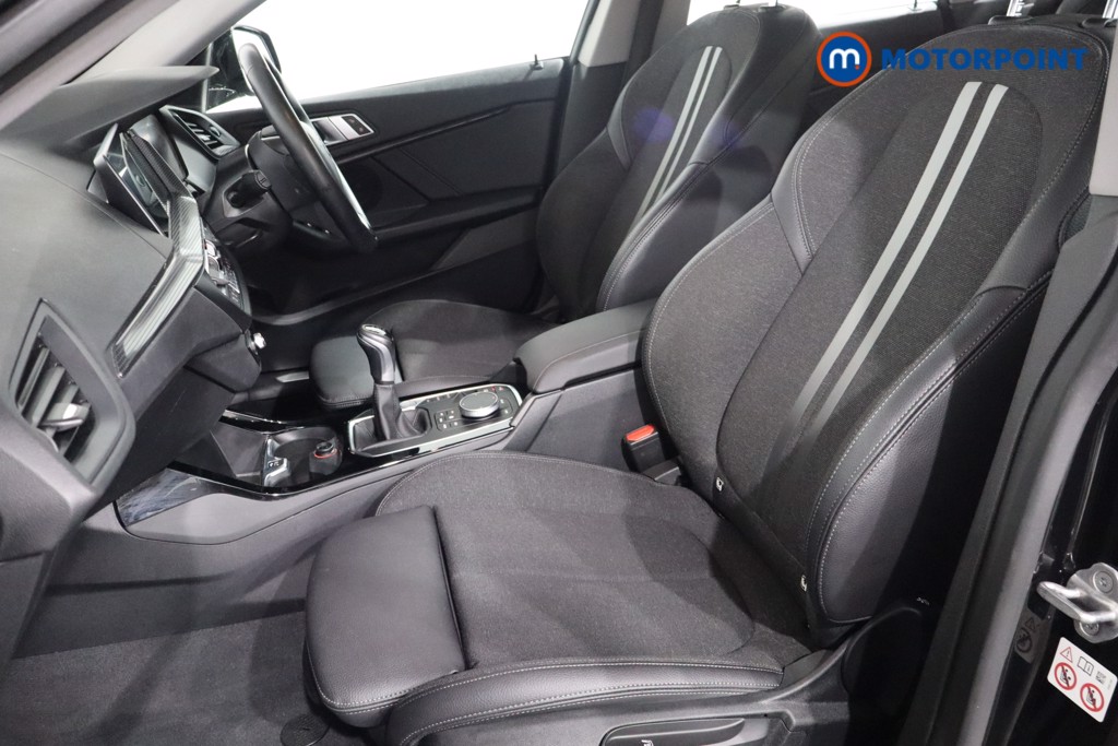 BMW 2 Series Sport Manual Petrol Saloon - Stock Number (1572205) - 4th supplementary image