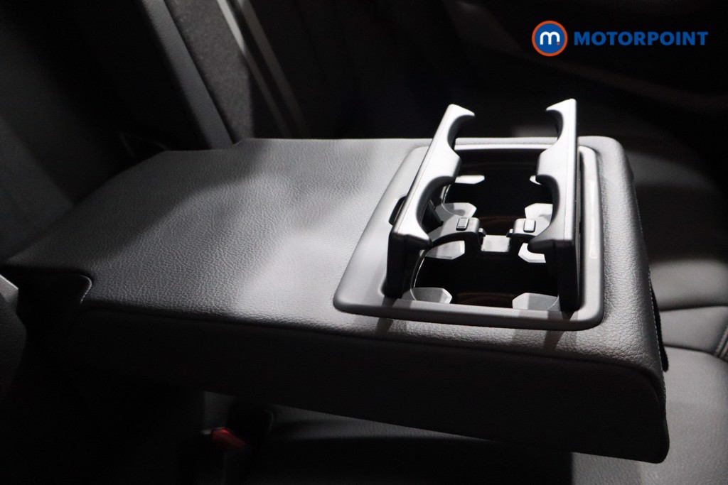 BMW 2 Series Sport Manual Petrol Saloon - Stock Number (1572205) - 29th supplementary image