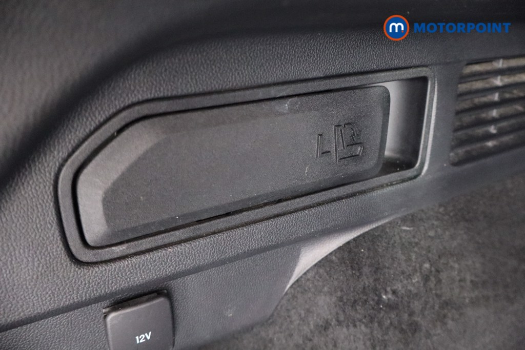 Ford Kuga St-Line Edition Manual Diesel SUV - Stock Number (1572335) - 40th supplementary image
