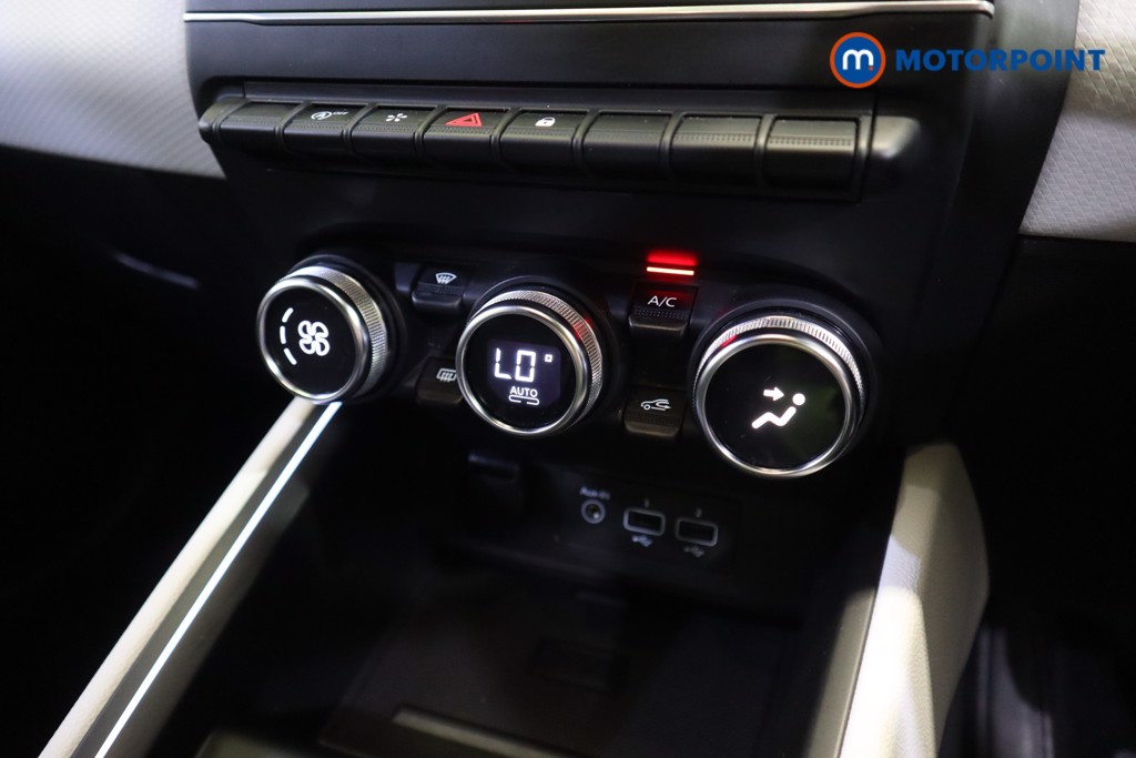 Renault Clio Se Edition Manual Petrol Hatchback - Stock Number (1572469) - 18th supplementary image