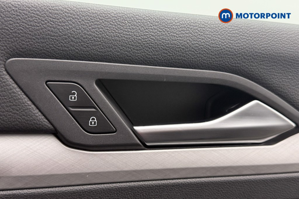 Volkswagen Golf Life Manual Petrol Hatchback - Stock Number (1572677) - 17th supplementary image